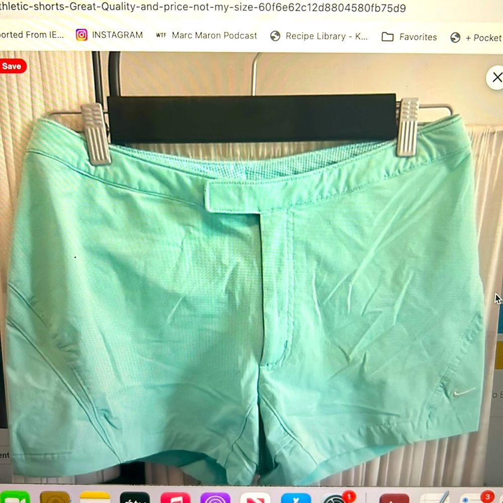 Nike athletic shorts great  quality. Zip front Velcro closure. Pockets